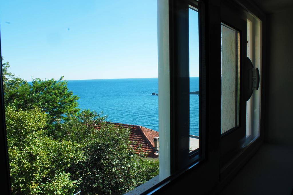 Apartments Gran Sasso Ulcinj Exterior photo