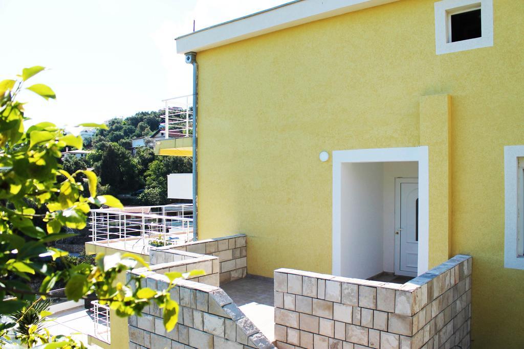 Apartments Gran Sasso Ulcinj Exterior photo