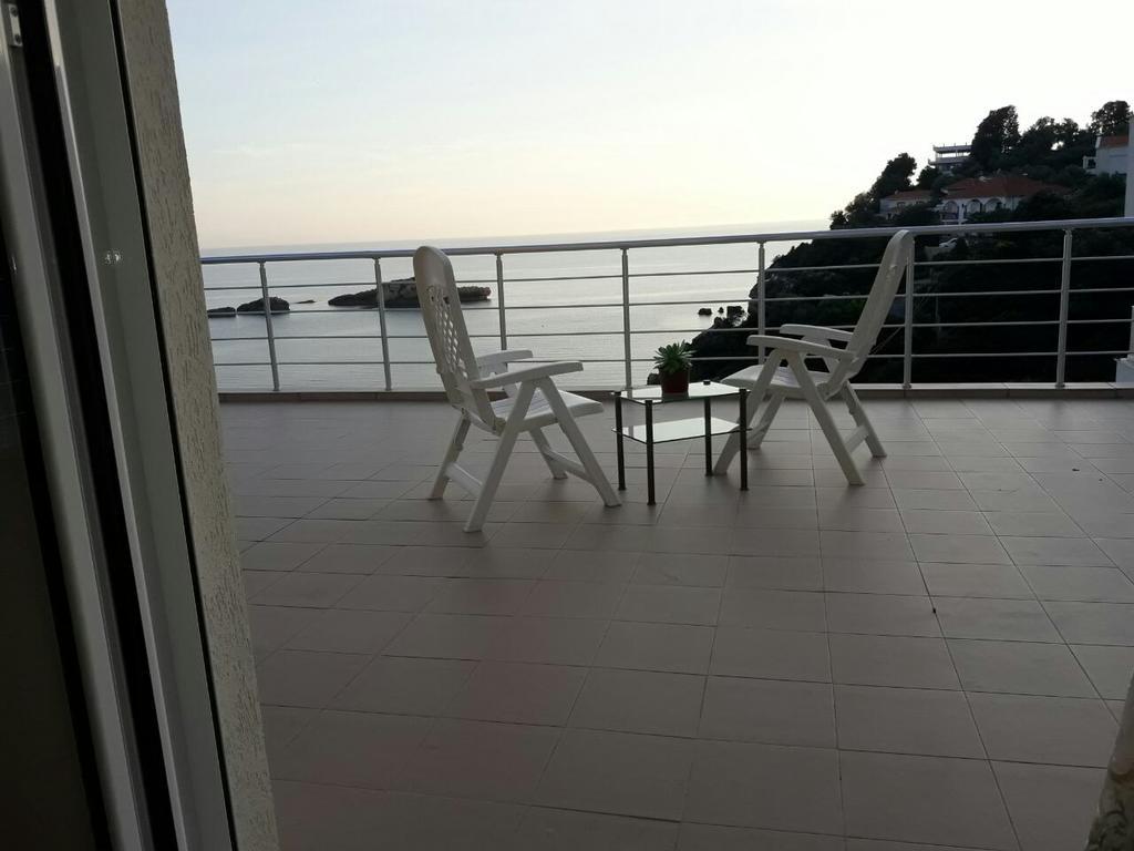Apartments Gran Sasso Ulcinj Exterior photo