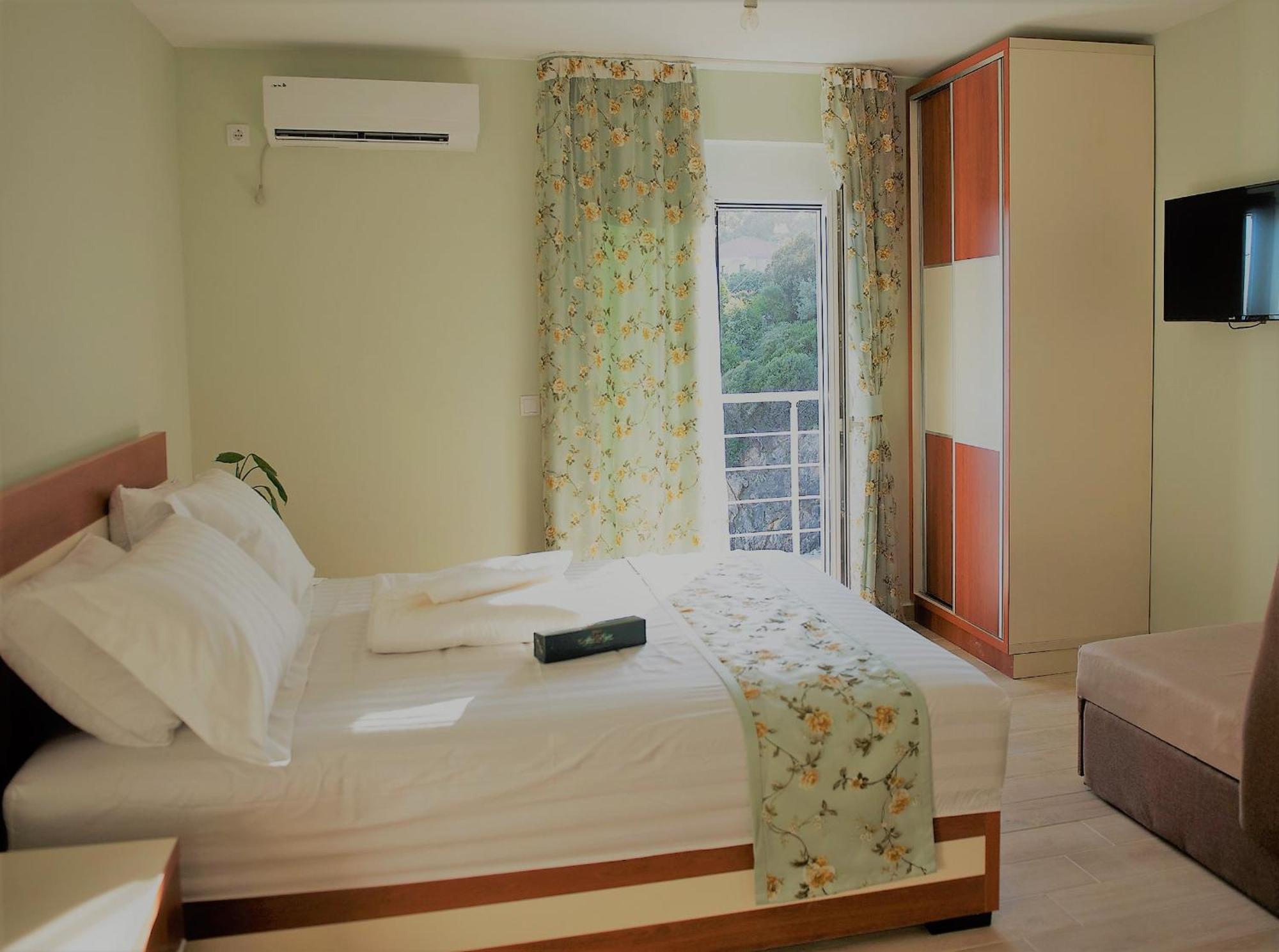 Apartments Gran Sasso Ulcinj Exterior photo