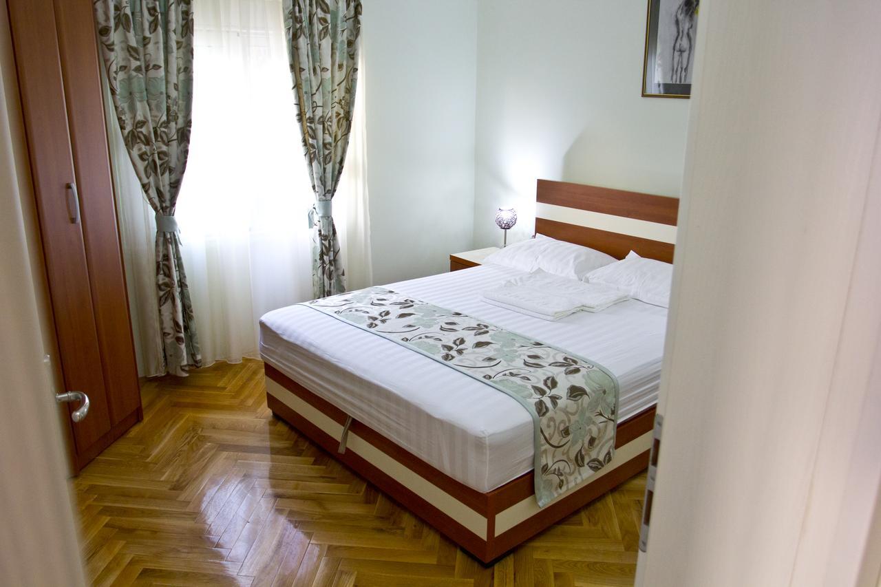 Apartments Gran Sasso Ulcinj Exterior photo